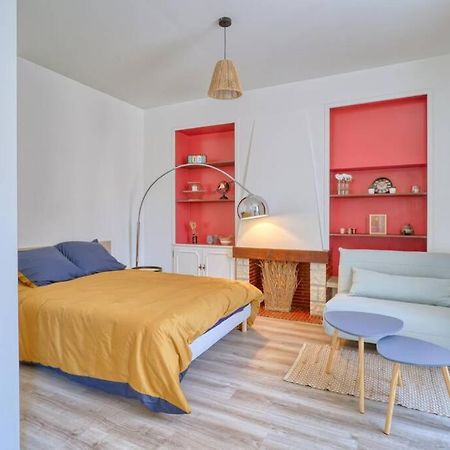 Studio Charmant Au Coeur Du Vieux Corbeil Corbeil-Essonnes Luaran gambar